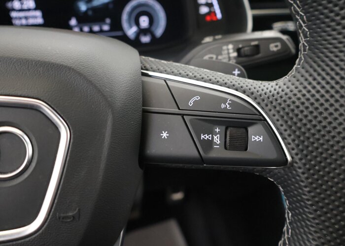 Audi Q8 60 TFSI e quattro Pro Line S Competition