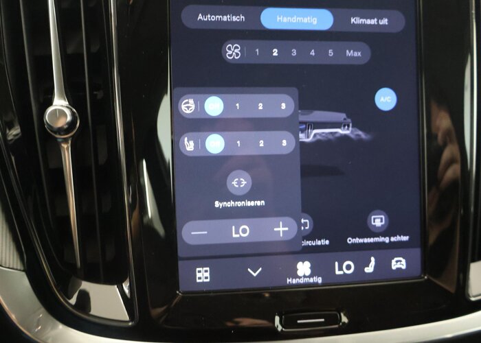 Volvo V60 2.0 T8 Plug-in hybrid AWD Plus Dark