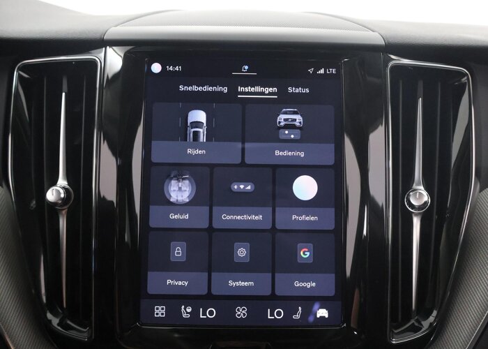 Volvo XC60 2.0 T6 Plug-in hybrid AWD Inscription Expression
