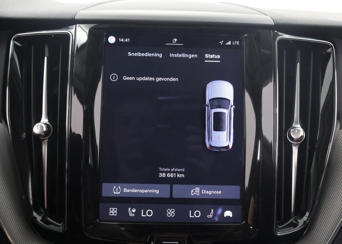 Volvo XC60 2.0 T6 Plug-in hybrid AWD Inscription Expression
