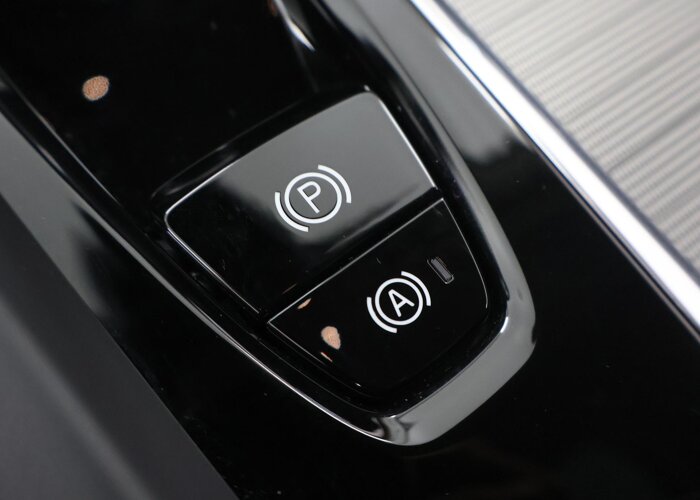 Volvo XC60 2.0 T6 Plug-in hybrid AWD Inscription Expression