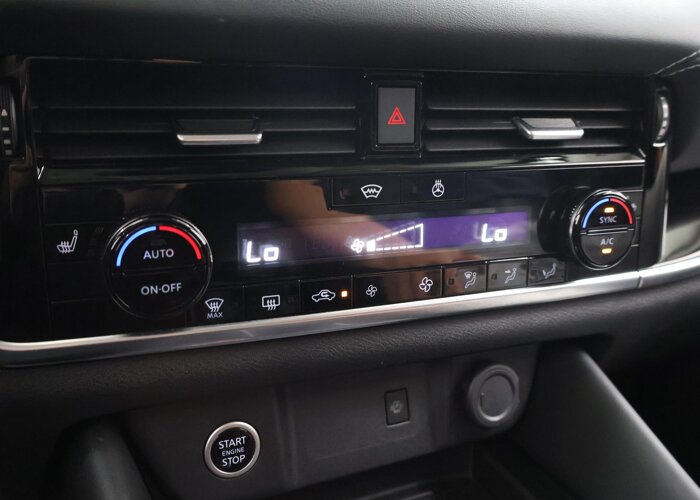 Nissan QASHQAI 1.3 MHEV Tekna