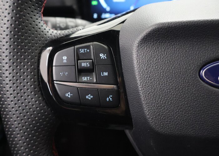 Ford Puma 1.0 EcoBoost Hybrid ST-Line X