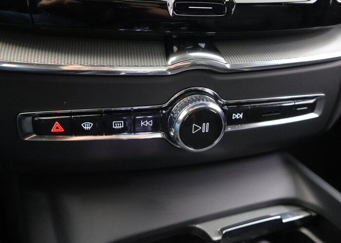 Volvo XC60 2.0 T8 Plug-in hybrid AWD Plus Dark