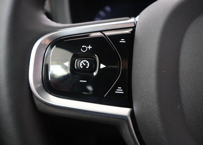 Volvo XC60 2.0 T8 Plug-in hybrid AWD Plus Dark