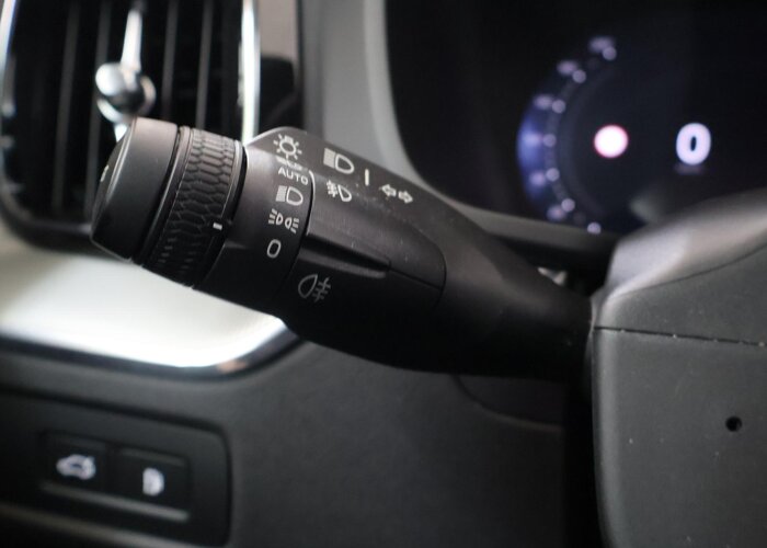 Volvo XC60 2.0 T8 Plug-in hybrid AWD Plus Dark