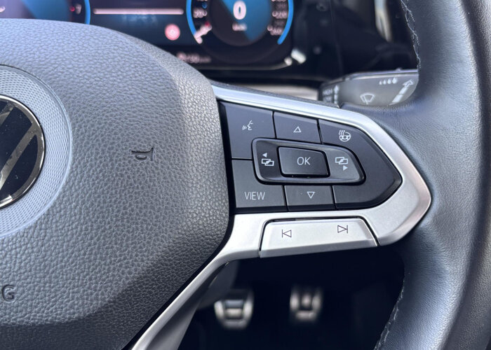 Volkswagen Golf 1.5 TSI Active