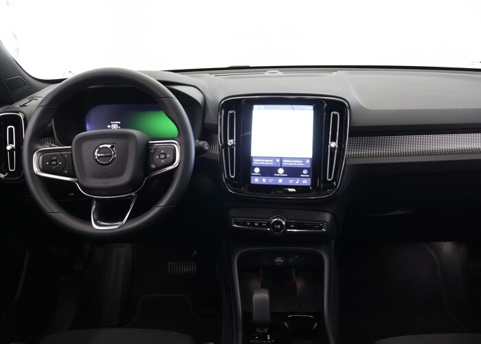 Volvo EX40 Single Motor Extended Range Ultra Black Ed. 82 kWh