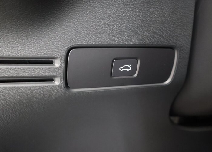 Volvo EX40 Single Motor Extended Range Ultra Black Ed. 82 kWh