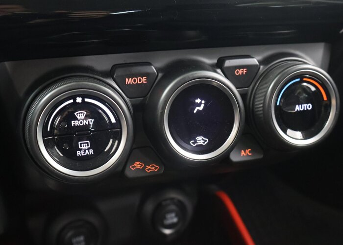 Suzuki Swift 1.4 Sport Smart Hybrid