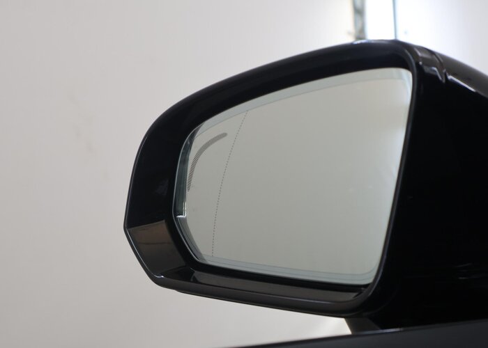 Volvo V60 2.0 B3 R-Design