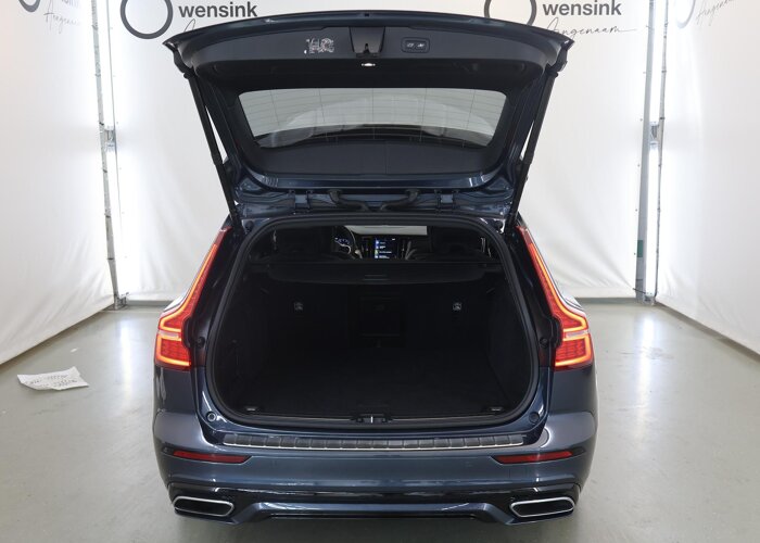Volvo V60 2.0 B3 R-Design