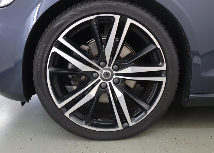 Volvo V60 2.0 B3 R-Design