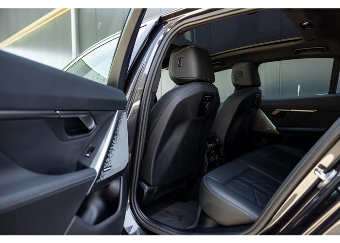 BMW i5 eDrive40 84 kWh
