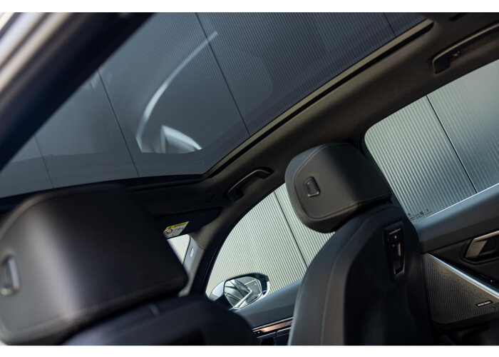 BMW i5 eDrive40 84 kWh