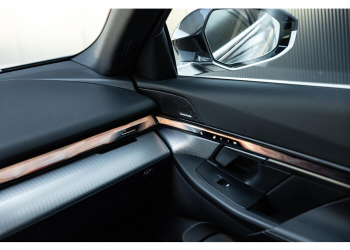 BMW i5 eDrive40 84 kWh