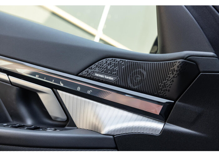 BMW i5 eDrive40 84 kWh
