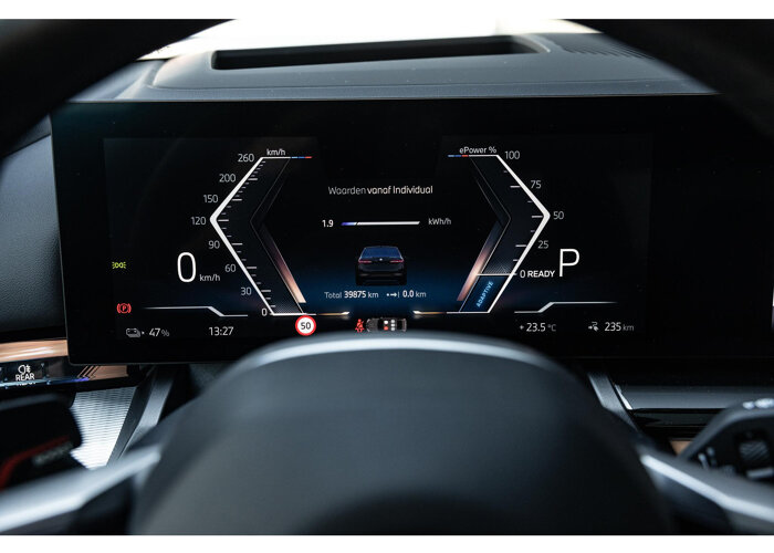 BMW i5 eDrive40 84 kWh