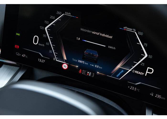 BMW i5 eDrive40 84 kWh