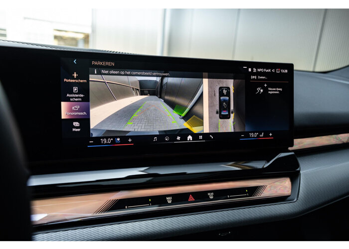 BMW i5 eDrive40 84 kWh