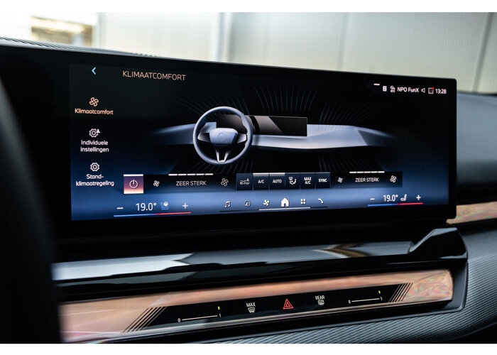 BMW i5 eDrive40 84 kWh