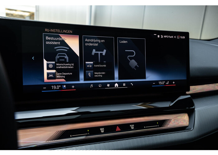 BMW i5 eDrive40 84 kWh