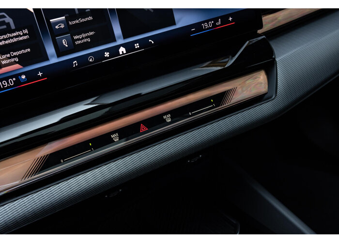 BMW i5 eDrive40 84 kWh