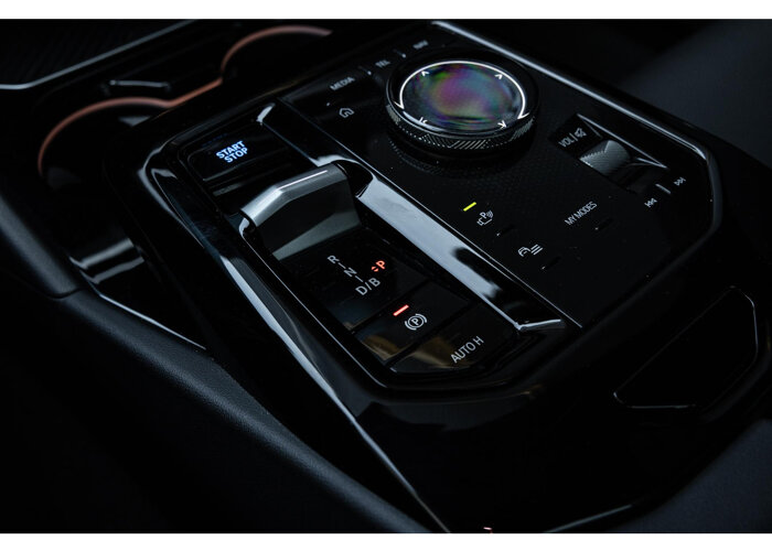 BMW i5 eDrive40 84 kWh