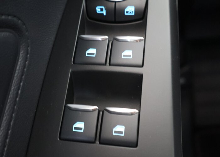 Ford Focus 1.0 EcoBoost Hybrid ST Line X
