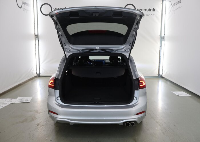 Ford Focus 1.0 EcoBoost Hybrid ST Line X