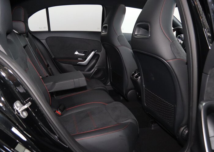 Mercedes-Benz A-Klasse 250 e Business Solution AMG