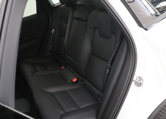 Volvo XC60 2.0 Recharge T6 AWD R-Design
