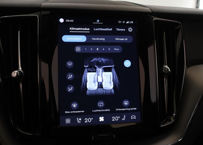 Volvo XC60 2.0 Recharge T6 AWD R-Design