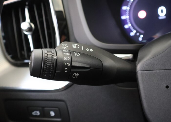 Volvo XC60 2.0 Recharge T6 AWD R-Design