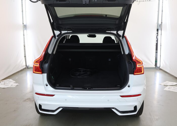 Volvo XC60 2.0 Recharge T6 AWD R-Design