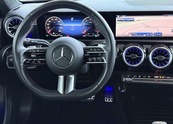 Mercedes-Benz A-Klasse 180 Star Edition AMG Line