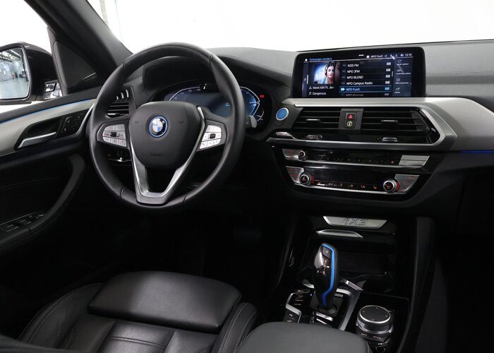 BMW iX3 Executive 80 kWh