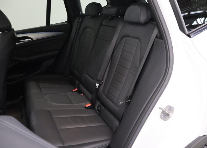 BMW iX3 Executive 80 kWh