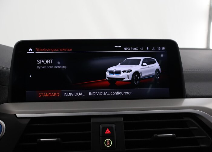 BMW iX3 Executive 80 kWh