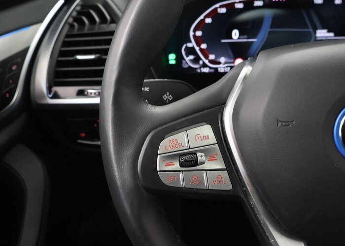 BMW iX3 Executive 80 kWh