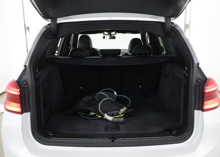BMW iX3 Executive 80 kWh