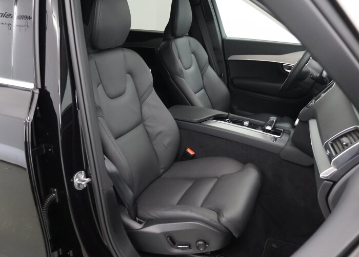 Volvo XC90 2.0 T8 Recharge AWD Core Bright