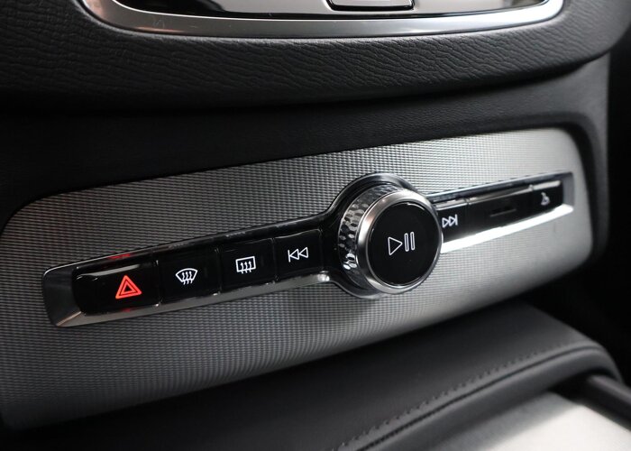 Volvo XC90 2.0 T8 Recharge AWD Core Bright