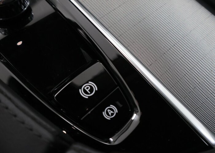 Volvo XC90 2.0 T8 Recharge AWD Core Bright
