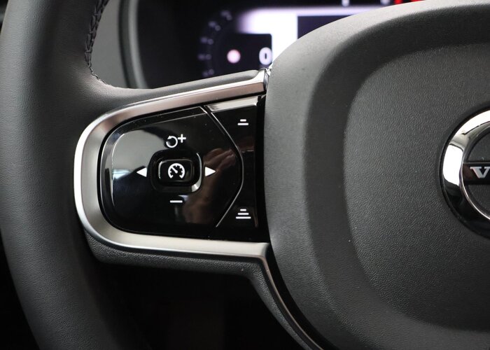 Volvo XC90 2.0 T8 Recharge AWD Core Bright