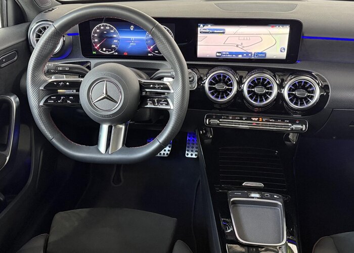 Mercedes-Benz A-Klasse 180 Business Solution AMG
