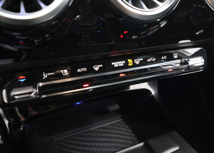 Mercedes-Benz A-Klasse 250 e Business Solution AMG Limited
