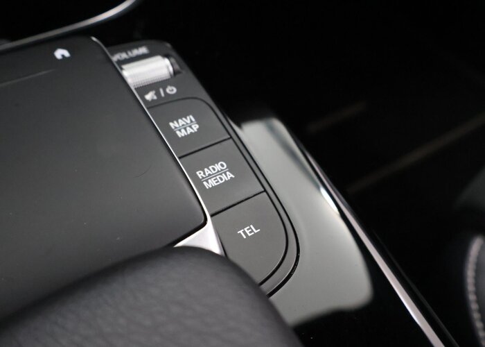 Mercedes-Benz A-Klasse 250 e Business Solution AMG Limited