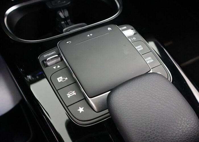 Mercedes-Benz A-Klasse 250 e Business Solution AMG Limited