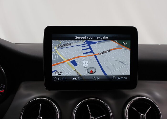 Mercedes-Benz CLA-Klasse 180 d Business Solution